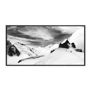 Retour à l’Aiguille du Midi par l’arête Midi Plan - Massif du Mont-Blanc