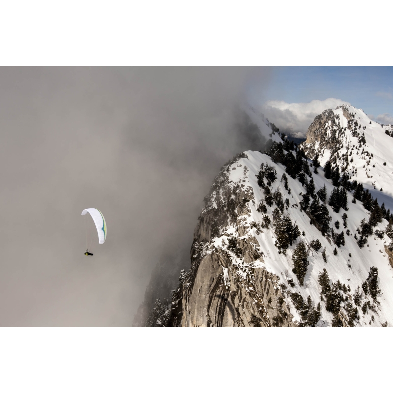 Entre neige et nuage, le Lanfonnet par Jérome Maupoint 