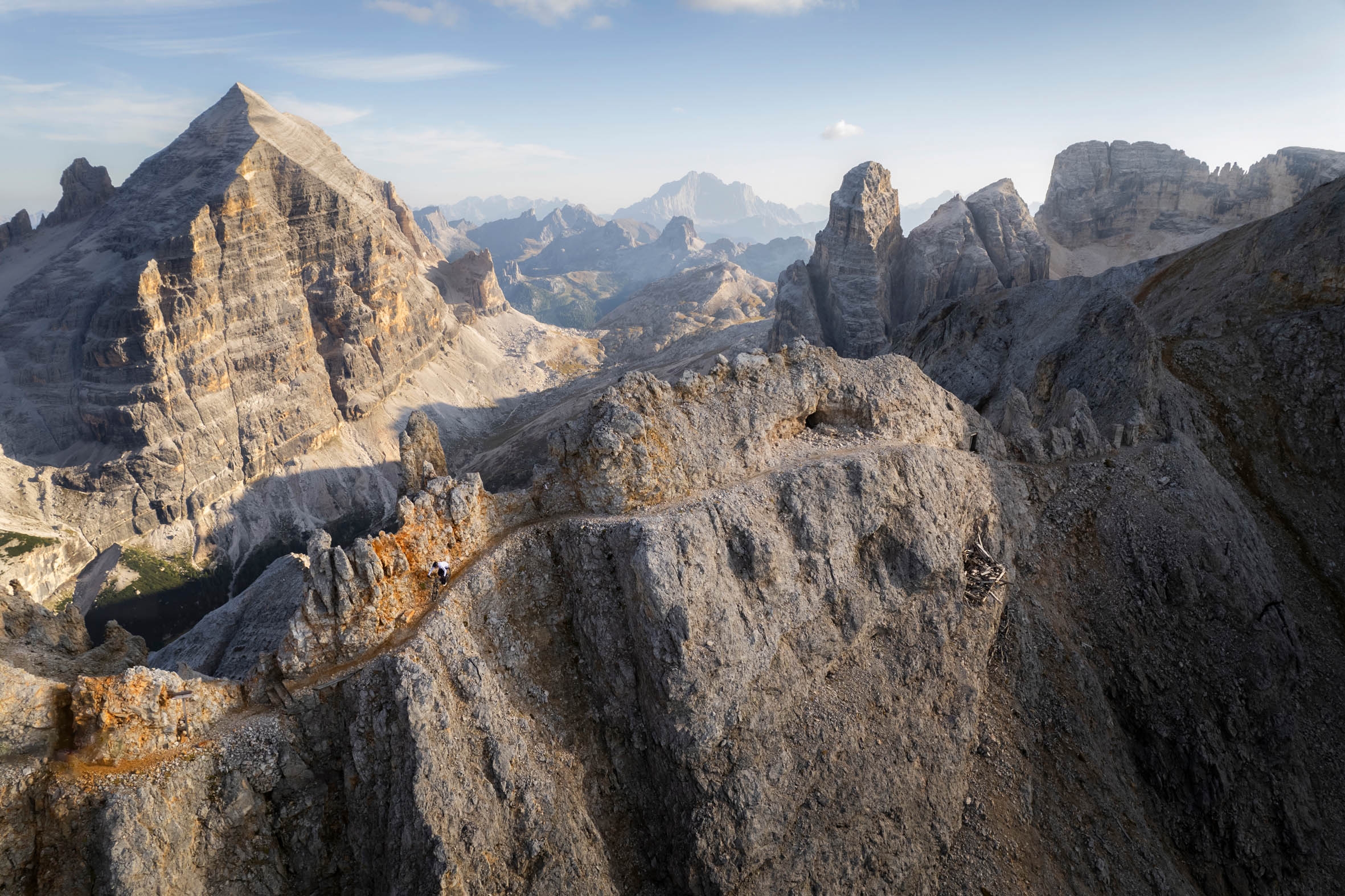 Dans la roche - Dolomites par Pierre Vieira et Kilian Bron - Galerie