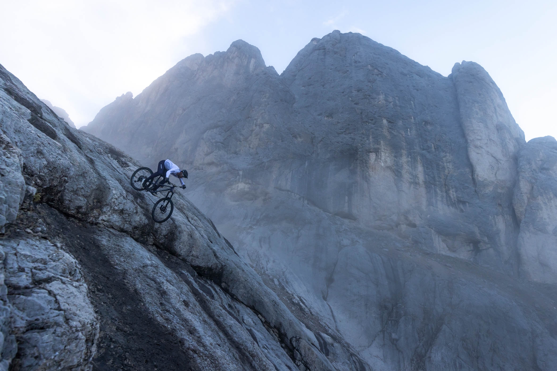 Sur les pentes de la Marmolada - Dolomites par Pierre Vieira