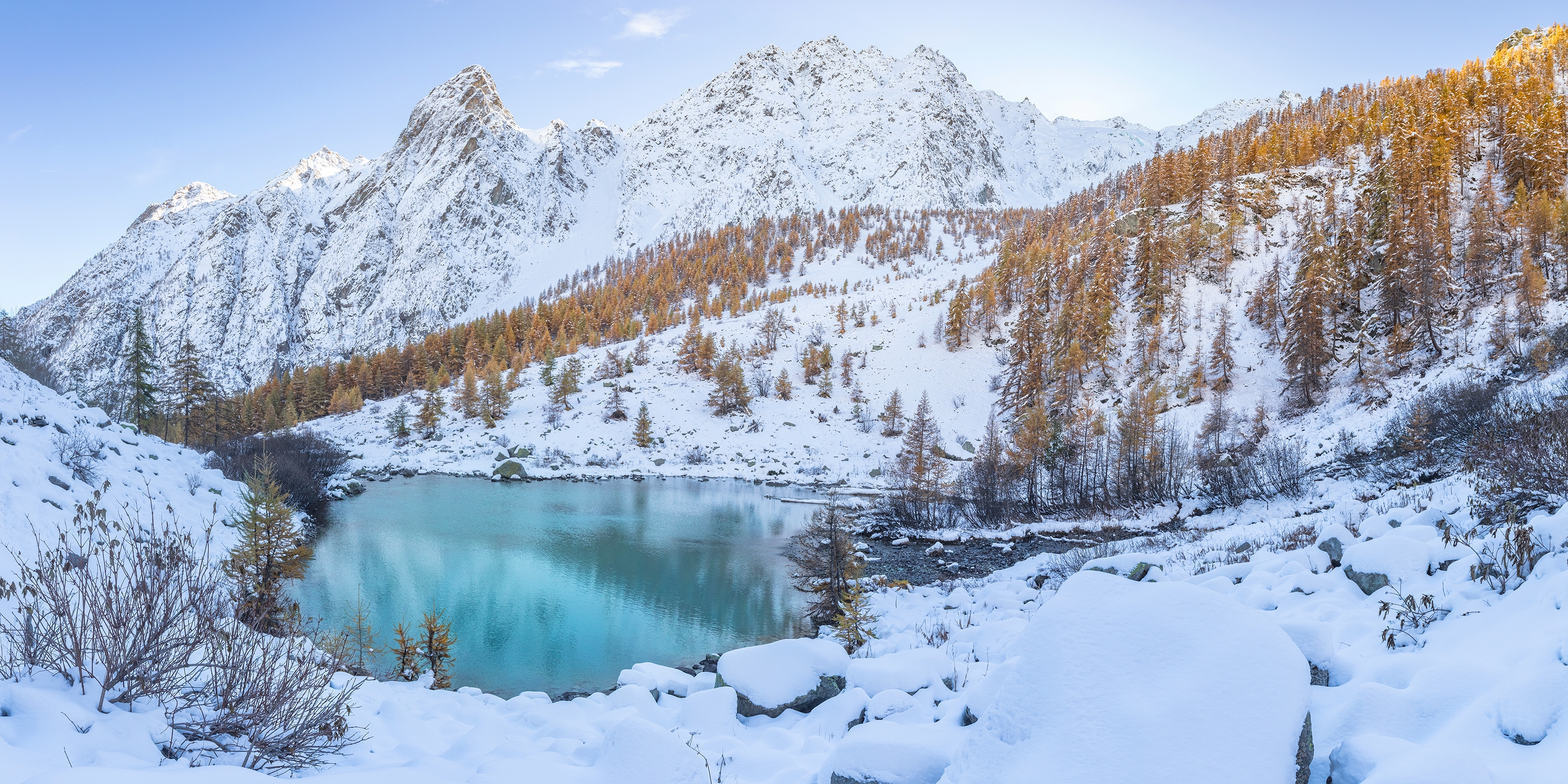 Le Lac de la Douche - Massif des Ecrins par Nicolas Ougier