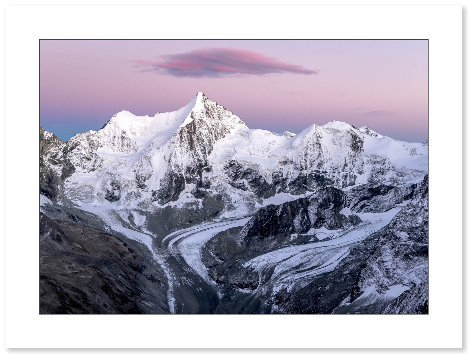 Crépuscule sur l'Ober Gabelhorn et le Wellenkuppe par Guillaume Sévar