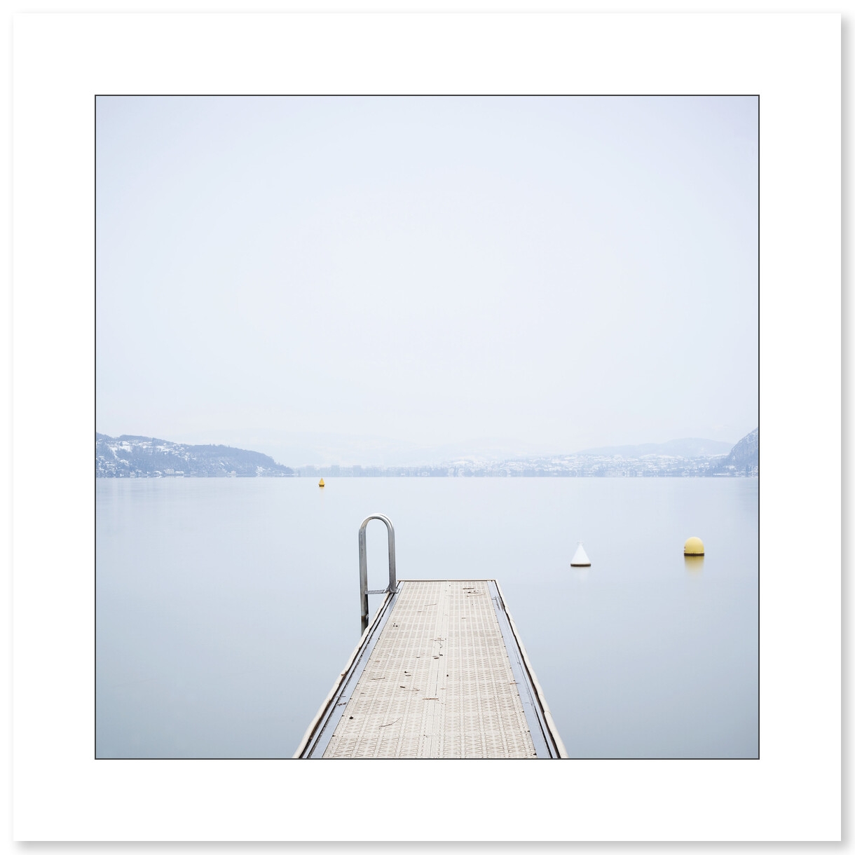 Photo Ponton blanc - carré par Christelle Calmettes - Galerie 361