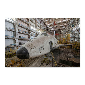 Abandoned Space Shuttle (Kazakhstan) - ÉDITION LIMITÉE
